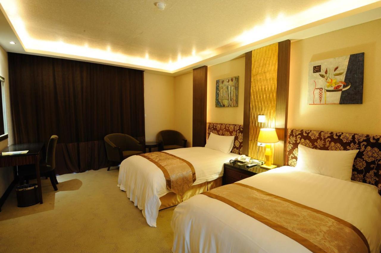 East Coast Sea View Hotel Chenggong Extérieur photo