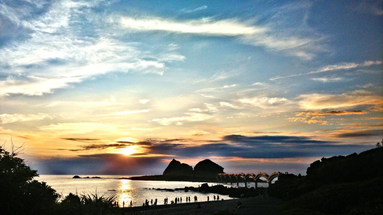 East Coast Sea View Hotel Chenggong Extérieur photo